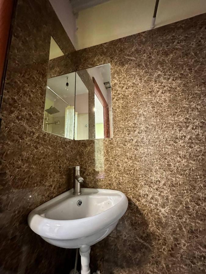 Vahe'S Family Guests House Apartment Yerevan Ngoại thất bức ảnh