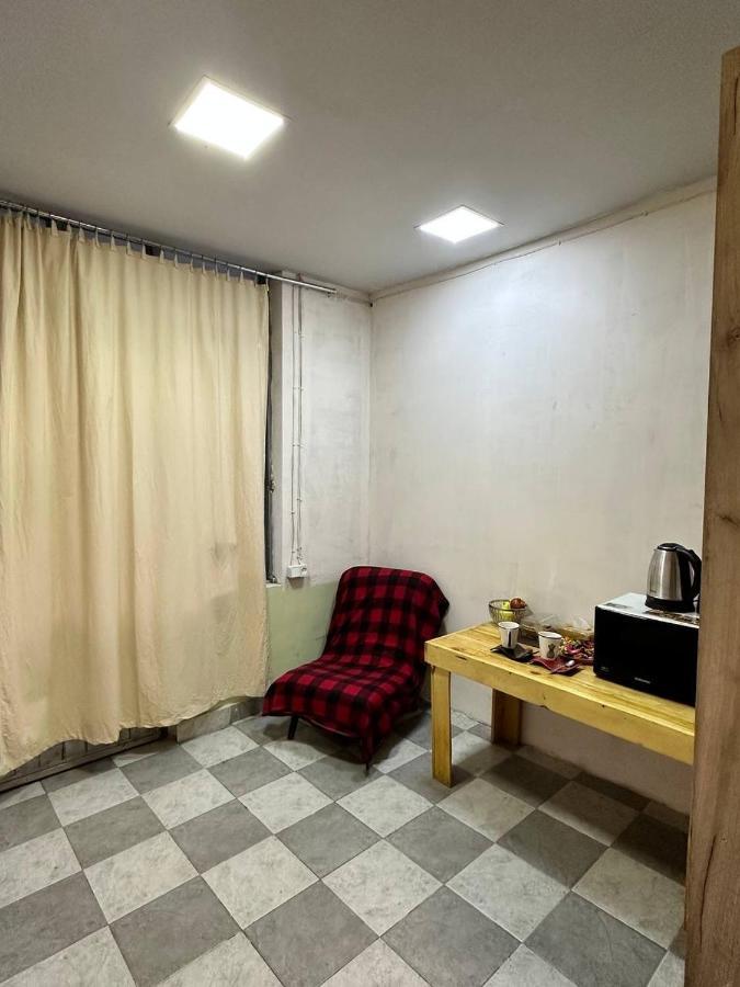 Vahe'S Family Guests House Apartment Yerevan Ngoại thất bức ảnh